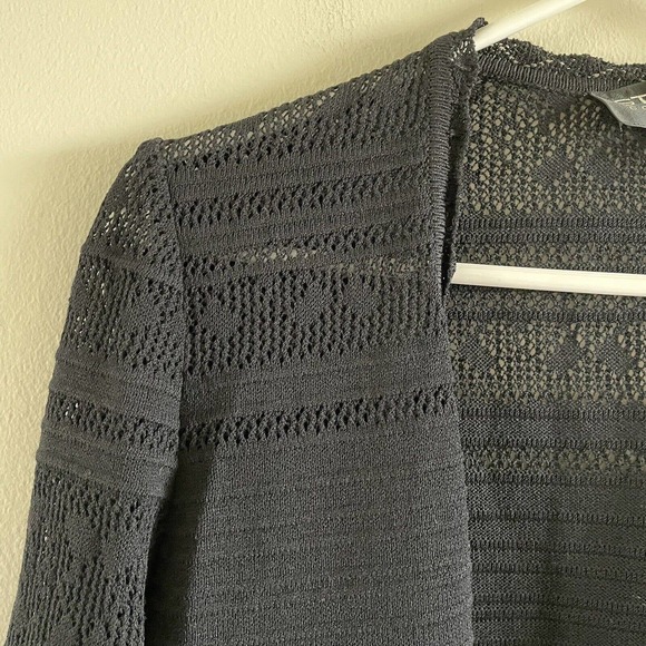 St. John Marie Gray Black Cardigan Sweater Size 4 V Neck Pearl Button Front - Picture 5 of 9